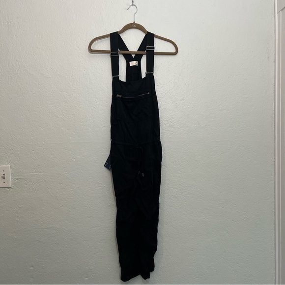 Aritzia Wilfred Free Valletta Overalls black Cropped twill overalls - Picture 3 of 5